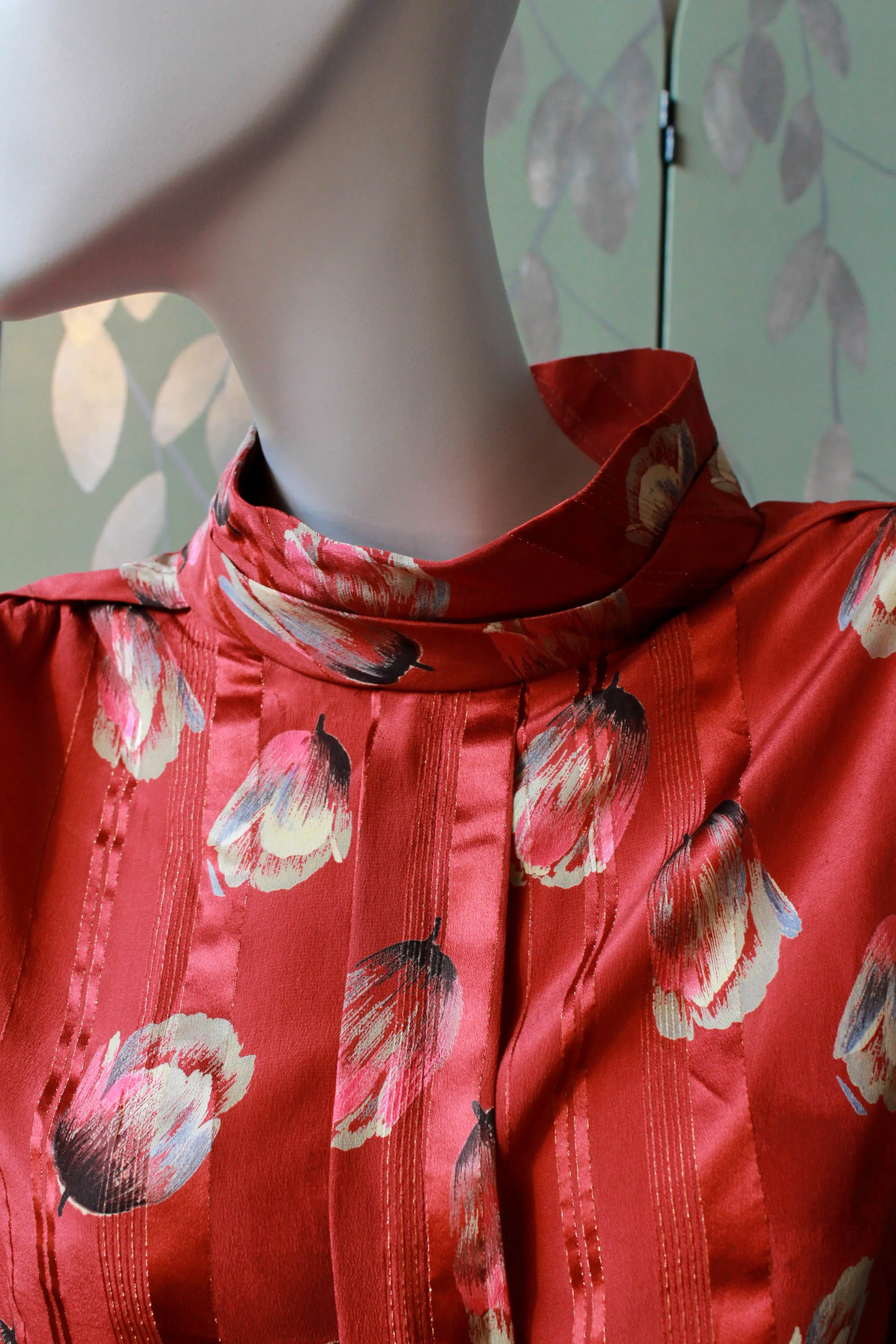 1980s Tulip Print Red Silk Blouse, Large