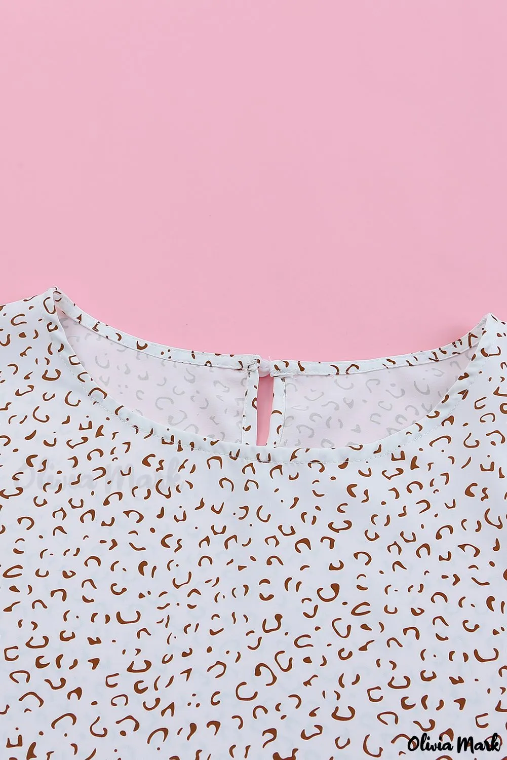 Deanwangkt - Leopard Long Sleeve Round Neck Blouse