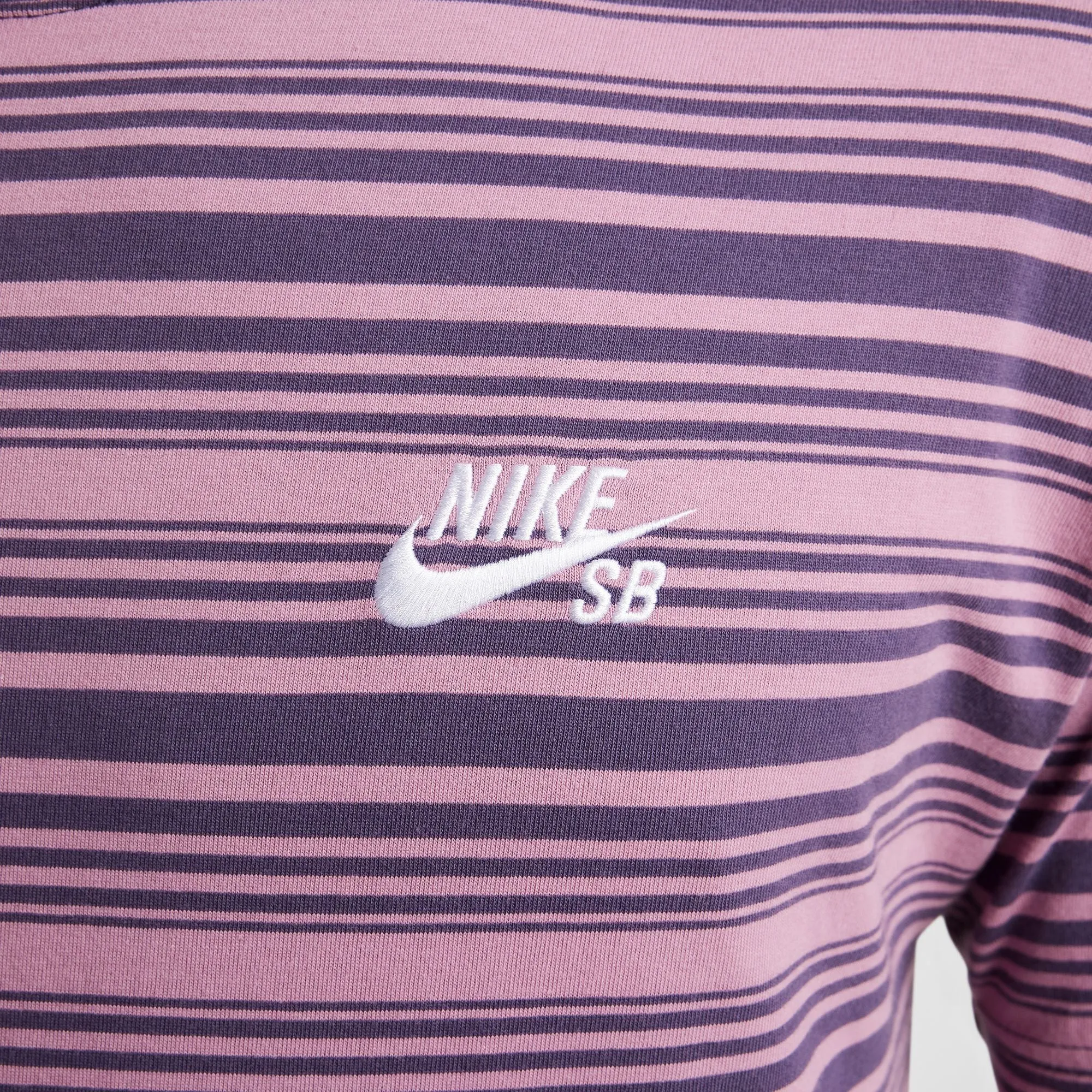 Nike SB Striped T-shirt - Plum Dust