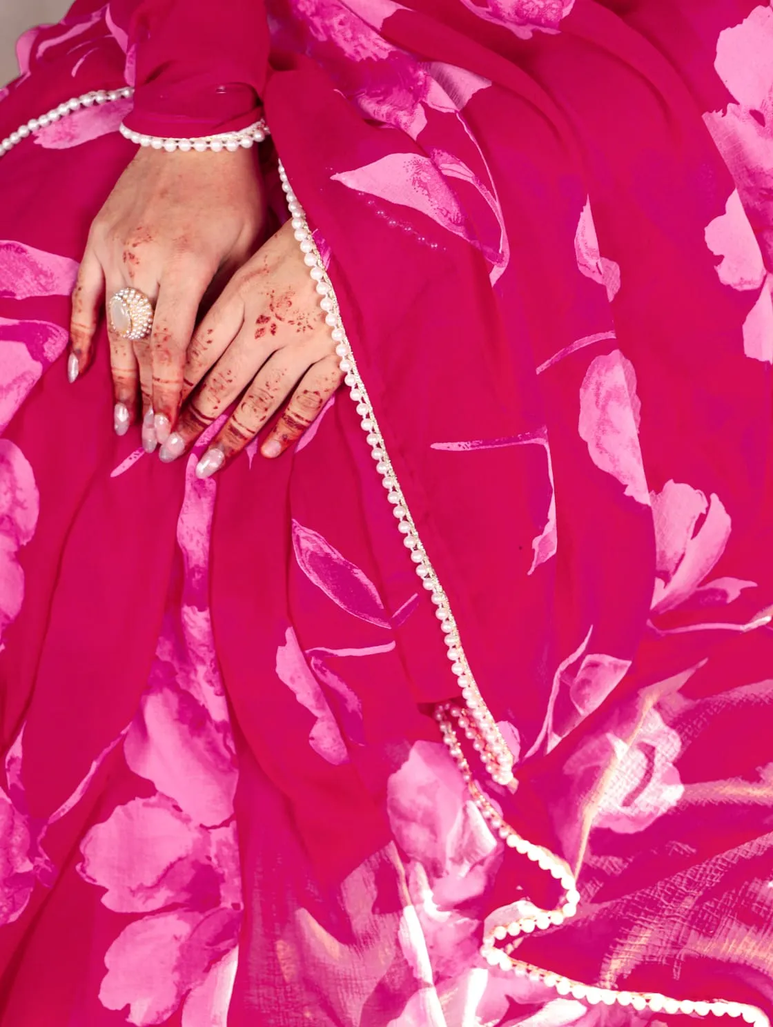 Pink Pure Chiffon Foral Printed Pearl Lace Border Chiffon Saree