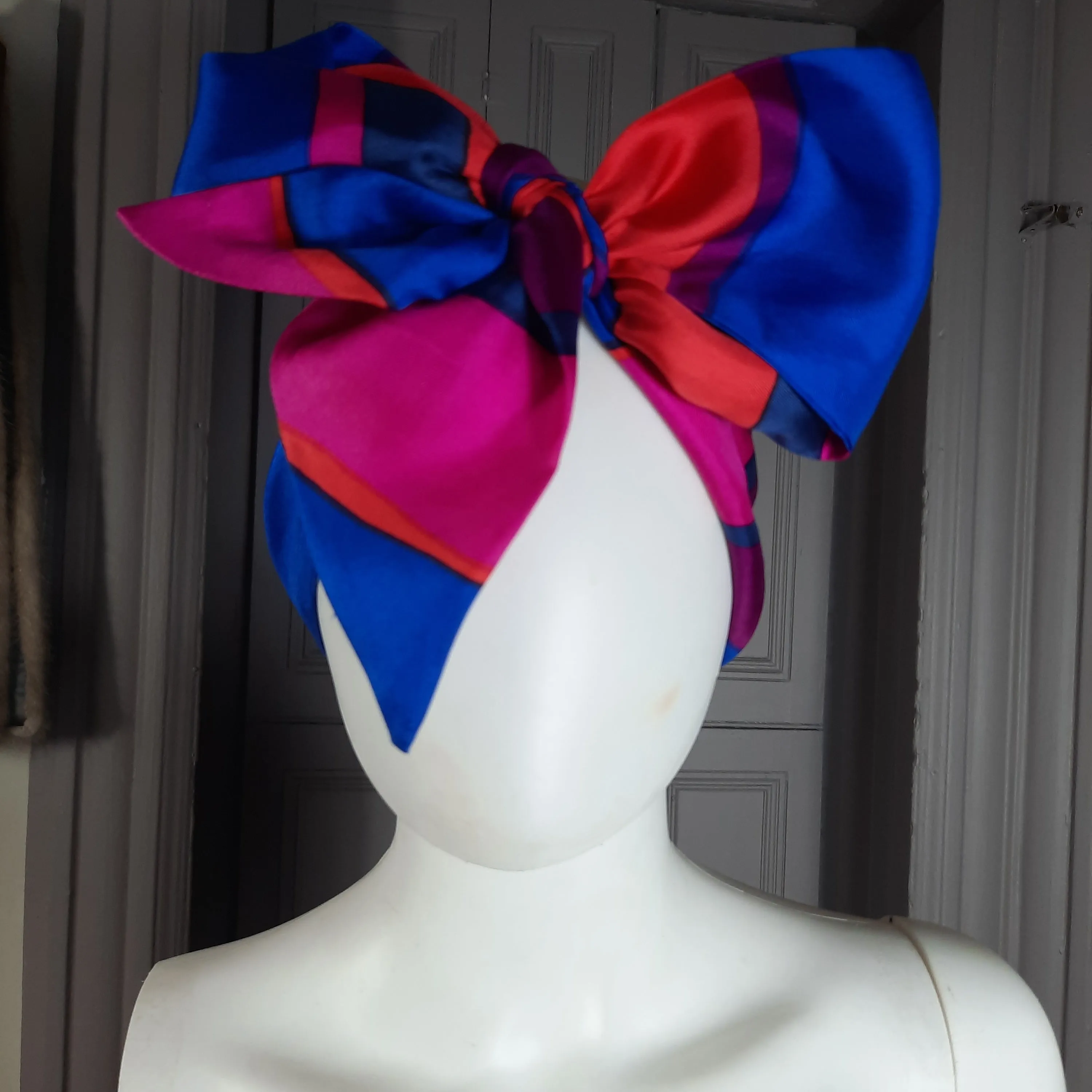 Silk Neck Bow