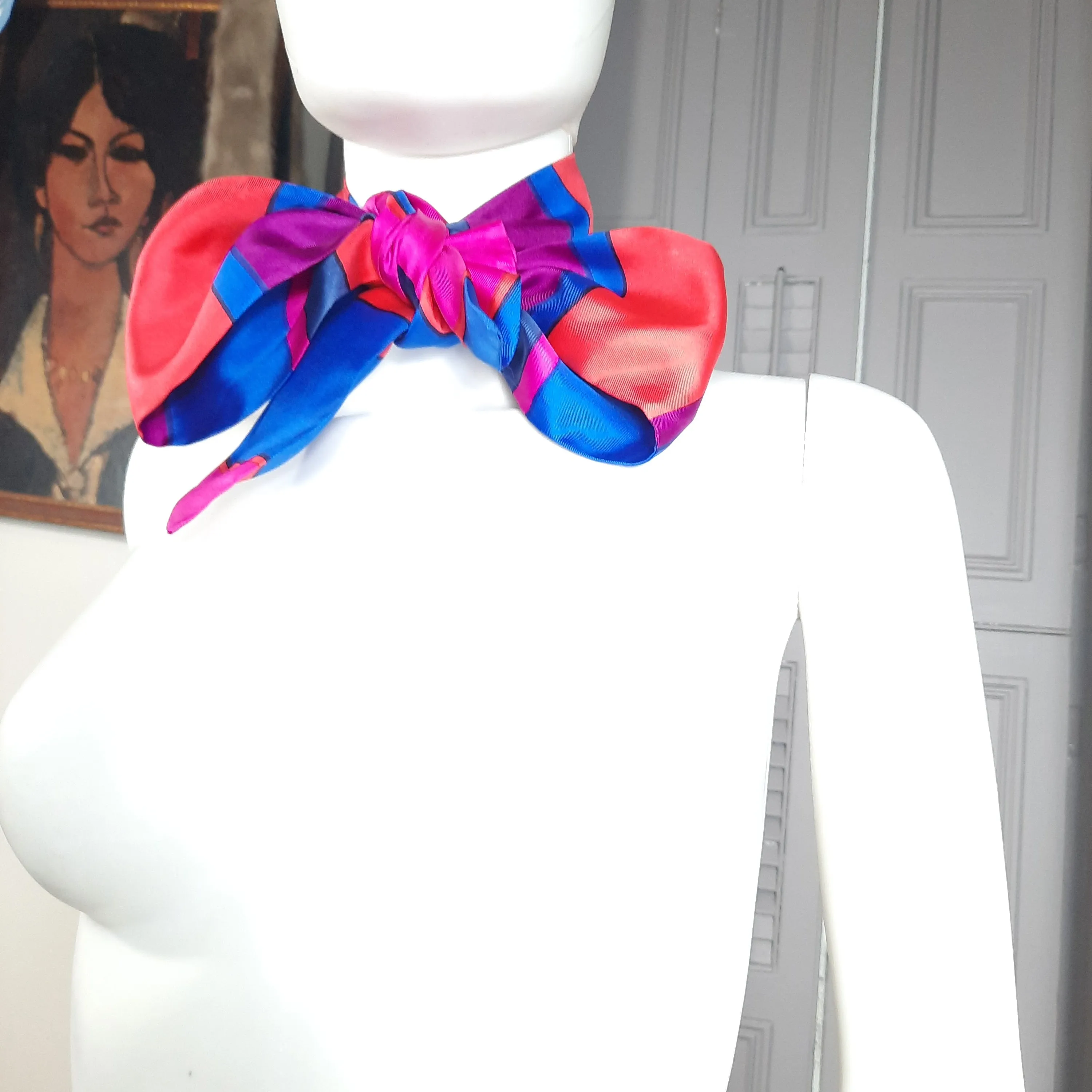 Silk Neck Bow